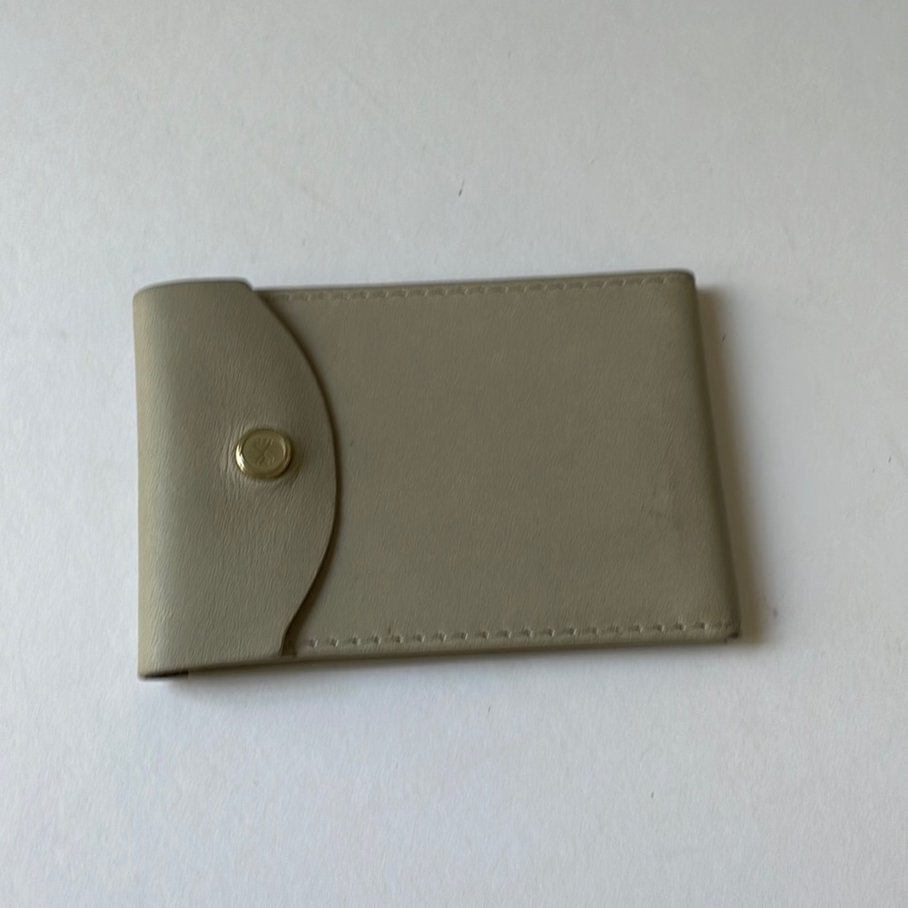 Skagen Oatmeal Color Card Case with a Snap